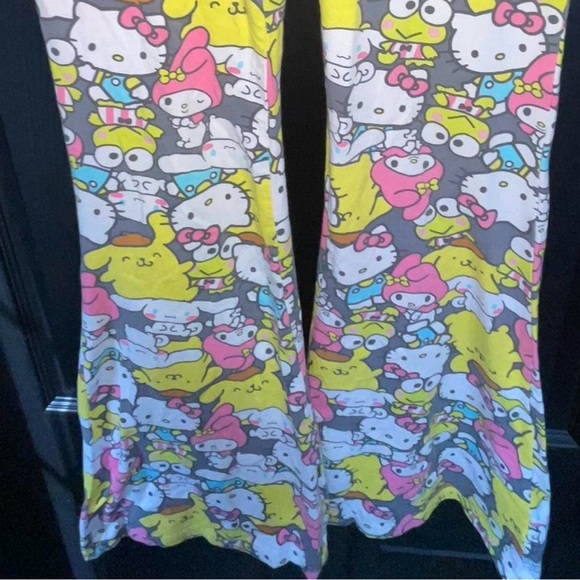 Hello Kitty and Friends multi-colored flared leggings - Picture 2 of 5
